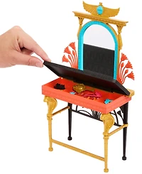 Monster High Cleo De Nile Self-Scare Day Doll and Playset