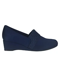 Impo Women's Gerrie Memory Foam Stretch Wedge Shooties