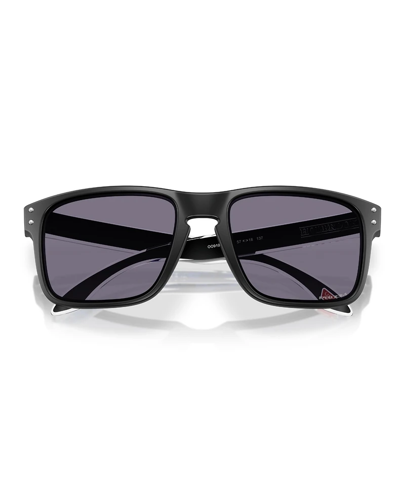 Oakley Men's Sunglasses, Holbrook OO9102