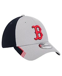 New Era Men's Gray/Black Boston Red Sox Visor Trim 39THIRTY Flex Hat