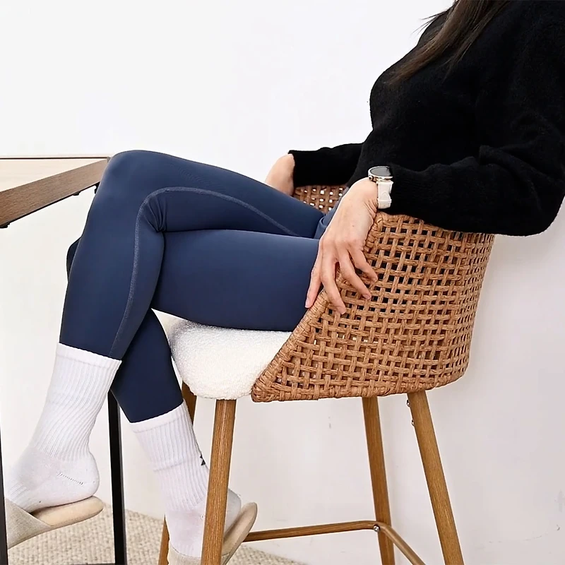 Scandia-style Set of 4 Armless Counter Height Stool with Metal Base-Maison Boucle