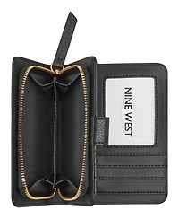 Nine West Lockup 9 French wallet