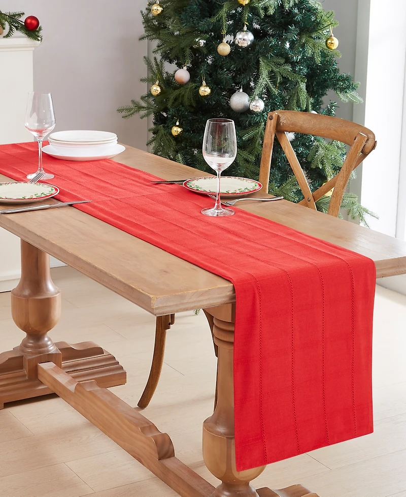 Izod Chadwick Runner 14" x 72"