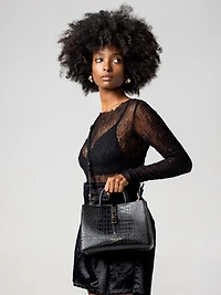 Lola Croco 10"