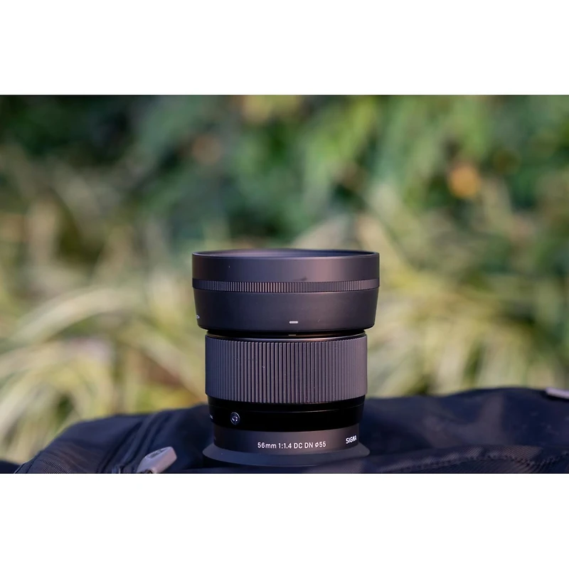 Sigma 56mm f/1.4 Dc Dn Contemporary Lens for Nikon Z