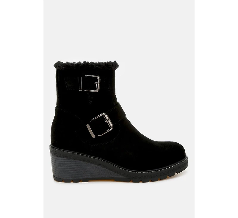 Big horn Faux Fur Harness Boots