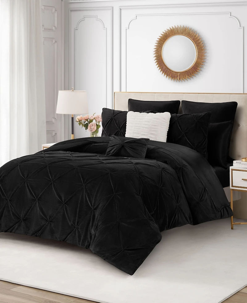 Juicy Couture Kiss Pleat Plush 5-Pc. Comforter Set, Full/Queen