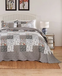 Greenland Home Fashions Giulia Floral Print 3-Pc. Bedspread Set, Queen