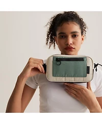 Bagsmart Walker 2L Waterproof Dopp Kit Tangerine