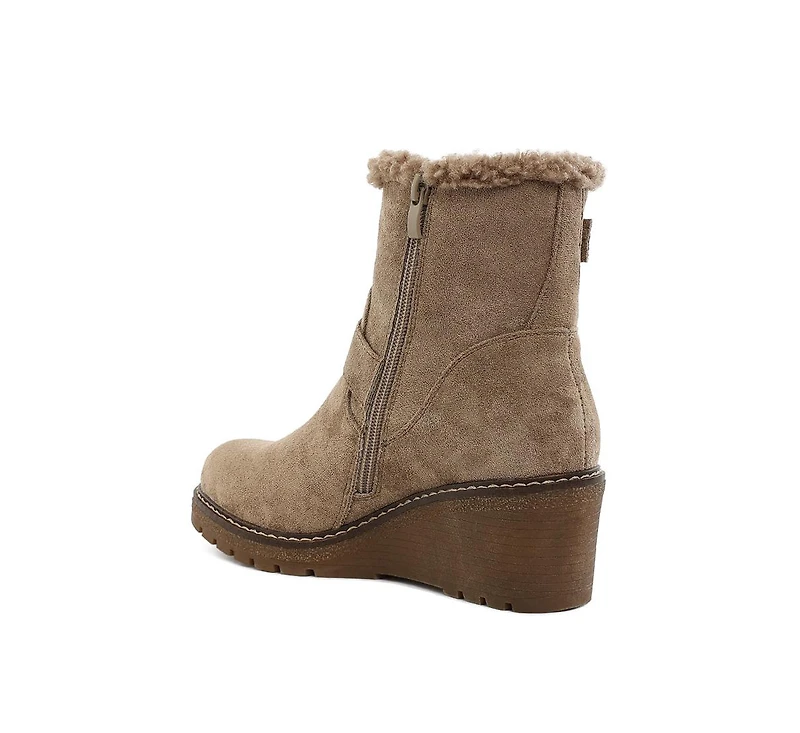 Big horn Faux Fur Harness Boots