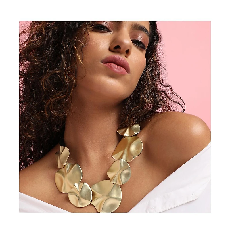 Sohi Women's Whispering Willow Statement Necklace