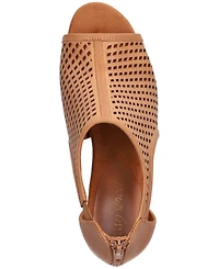 Easy Street Women's Amiri Block Heel Sandals