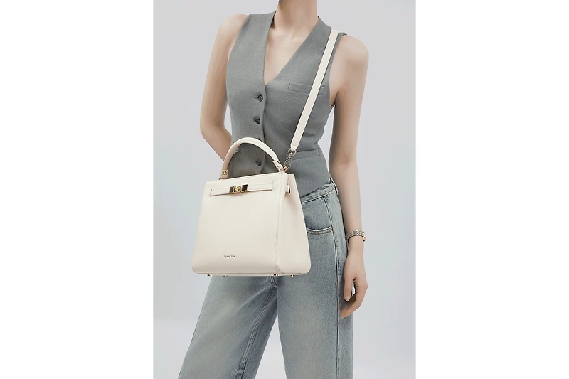 New-Victoria Women Satchel & Victoria Hyde Medium Handbag