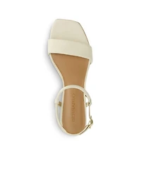Bernardo Footwear Josei Low Heel Sandal