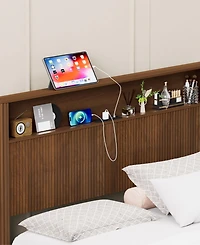 Dyhome Floating Bed Frame Queen with Headboard Storage, Bed Frame Queen Size with Charging Station & Led Lights, Pu Leather Upholstered Platform Bed F
