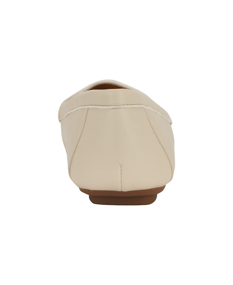 Calvin Klein Women's Lassa Slip-On Loafer Flats