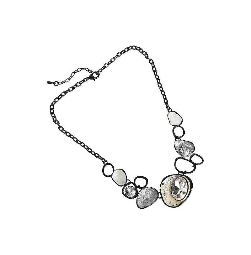Metallic Dented Stone Necklace