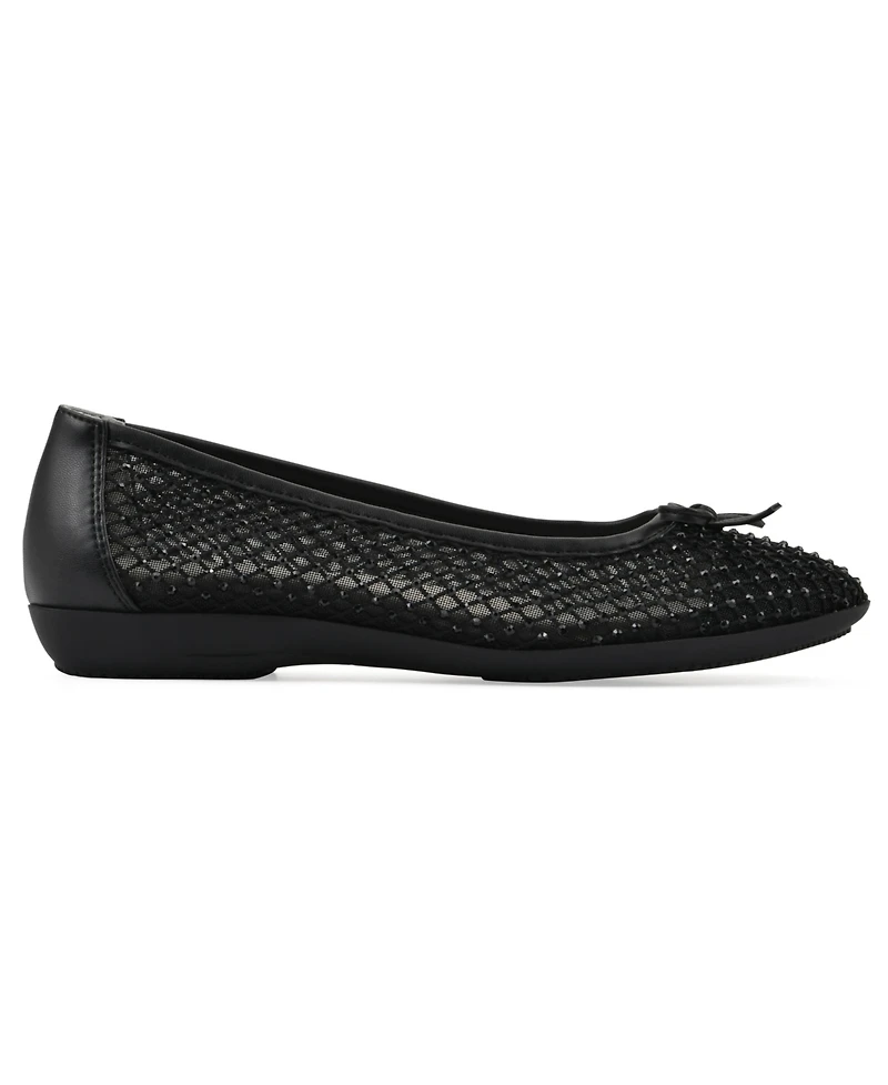 Cliffs by White Mountain Women's Carlicia Round Toe Ballet Flats
