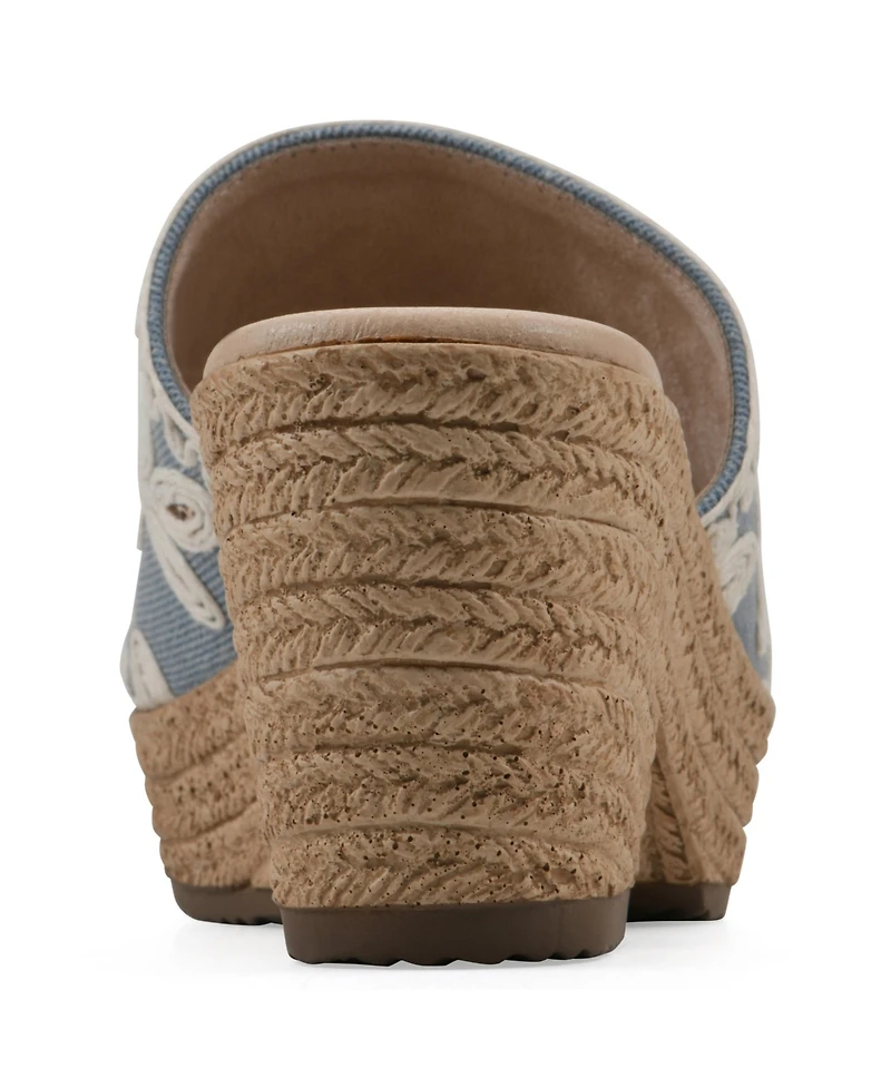 Cliffs by White Mountain Women's Biancia Wedge Slip-On Sandals