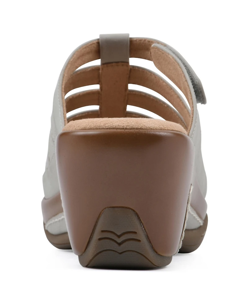 White Mountain Women's Valencia Slip-On Clog Sandals