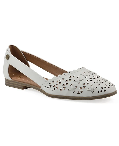 White Mountain Women's Nobler Pointed Toe Flats