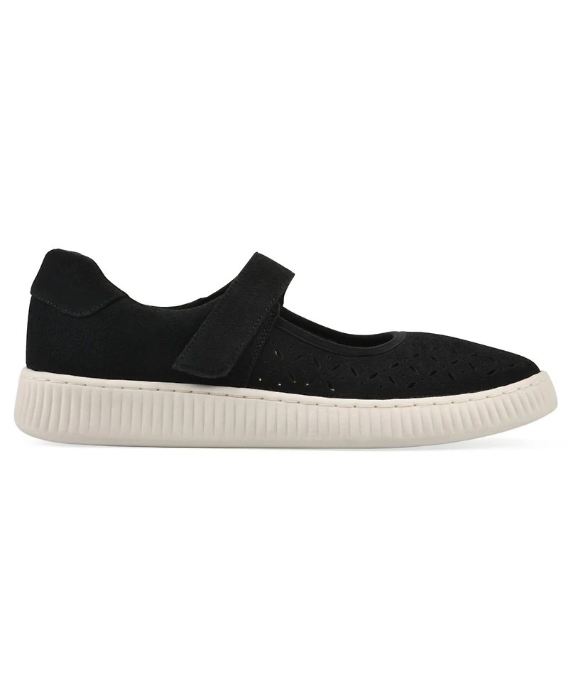 White Mountain Women's Doubles Round Toe Sneakers