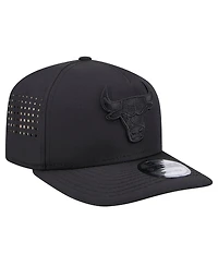 New Era Men's Black Chicago Bulls Vented 9FIFTY A-Frame Snapback Hat