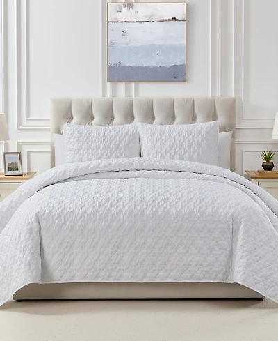 Seventh Studio Leaf Solid Pinsonic Microfiber 3-Pc. Quilt Set, King