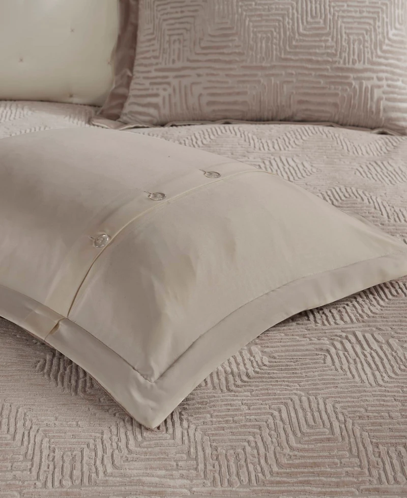Madison Park Signature Pescal Oversized Velvet 9-Pc. Comforter Set, King/California King