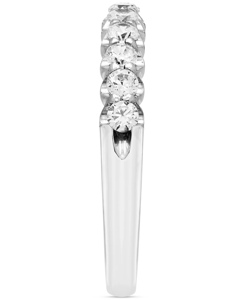 Diamond Band (1/2 ct. t.w.) in 14k White Gold