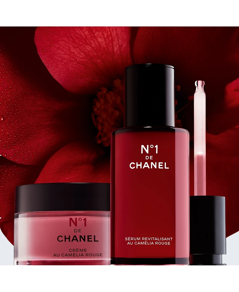 N°1 DE CHANEL REVITALIZING SERUM Smooths – Illuminates – Targets Signs of Aging