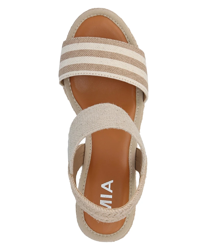 Mia Women's Brittni Round Toe Wedge Sandals
