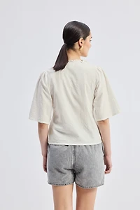 Reistor Women's Relaxed Fit Top With Ruffles and Front-Ties Cream