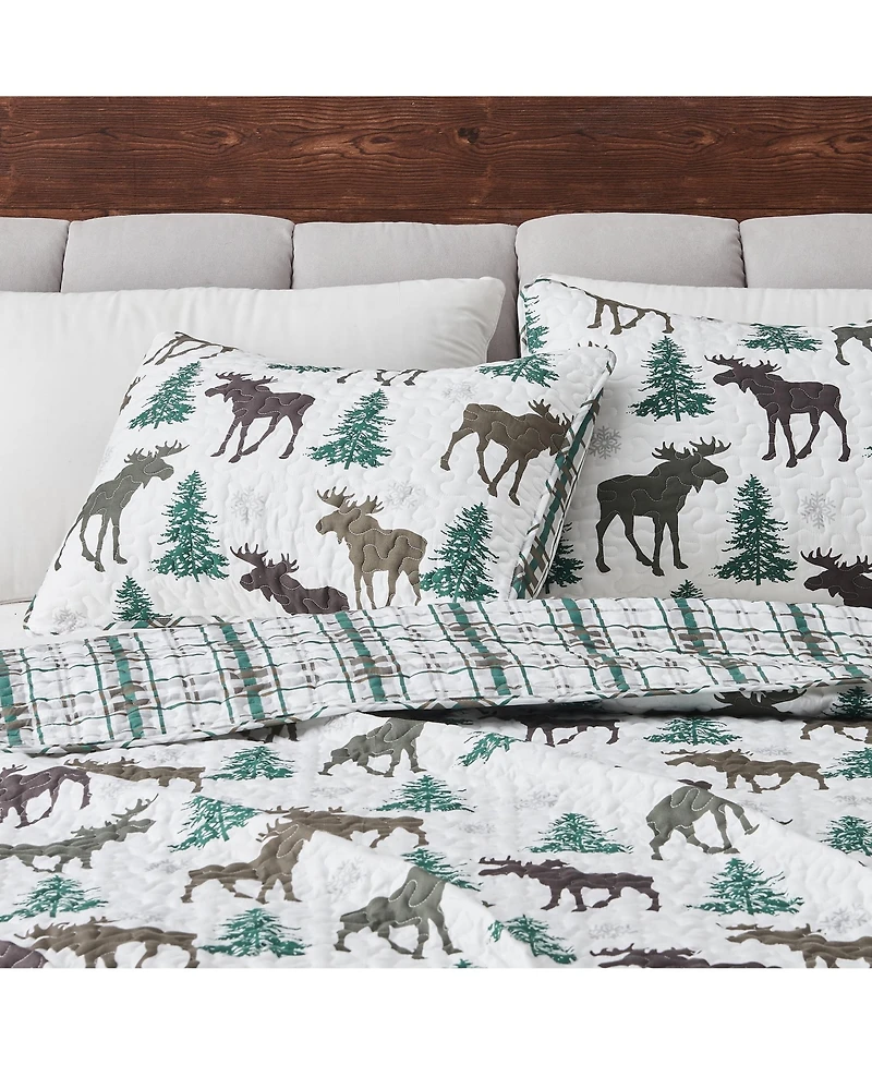 Linery & Co. Moose Evergreens Microfiber Quilt Set With Shams