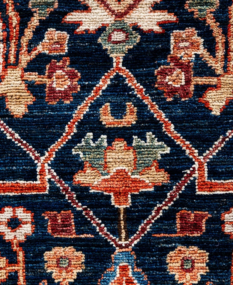 Adorn Hand Woven Rugs Serapi M1945 8'x9'9'' Area Rug