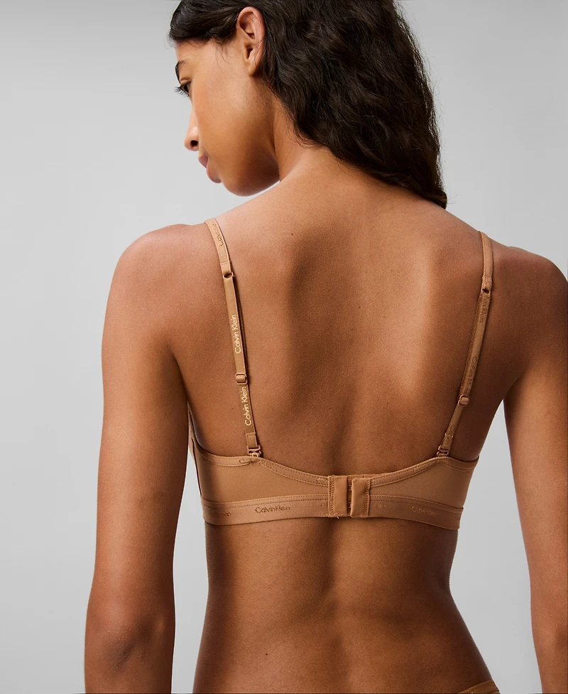 Calvin Klein Women's Form To Body Lightly Lined Triangle Bralette QF6758