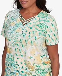 Alfred Dunner Women's Rise Shine Tropical Geometric Patchwork V-Neck T-Shirt