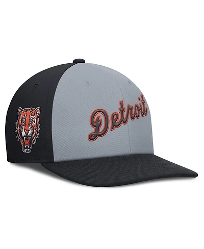 Nike Men's Gray/Navy Detroit Tigers Pro Performance Snapback Hat