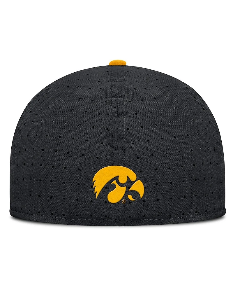 Nike Men's Black Iowa Hawkeyes On-Field Dugout True Performance Fitted Hat