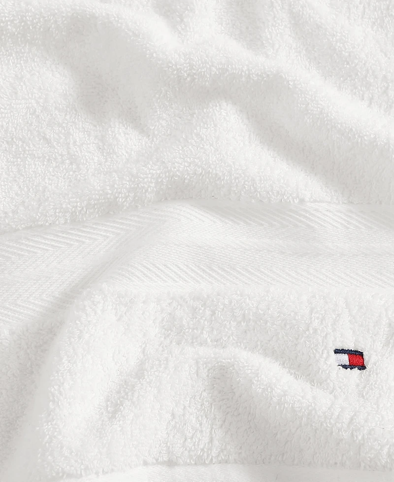 Tommy Hilfiger Home Modern American Solid Cotton Bath Towel, 30" x 54"