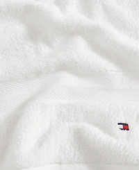Tommy Hilfiger Home Modern American Solid Cotton Bath Towel, 30" x 54"