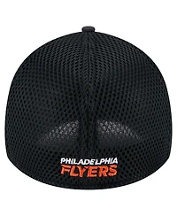 New Era Men's Black Philadelphia Flyers Linear Featherweight 39THIRTY Flex Hat