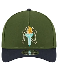 New Era Men's Dark Green New York Yankees City Feature 9FORTY A-Frame Adjustable Hat