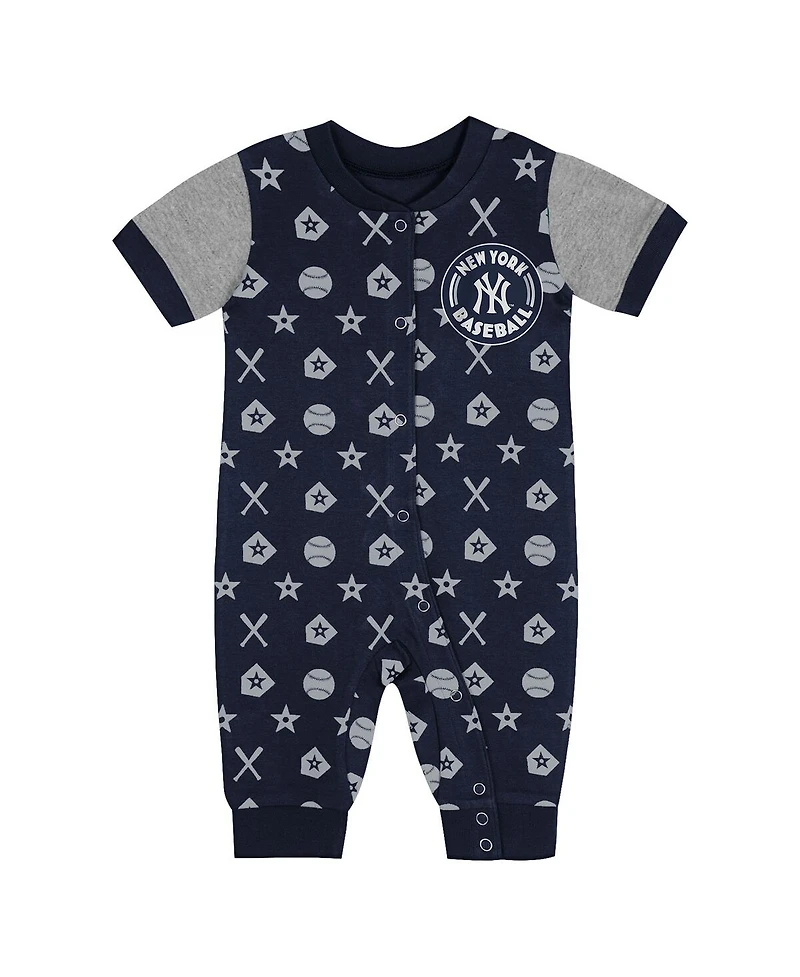 Outerstuff Infant Navy New York Yankees Full-Snap Coverall Bodysuit