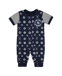 Outerstuff Infant Navy New York Yankees Full-Snap Coverall Bodysuit