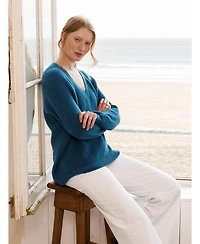 Celtic & Co. Women's Geelong Cocoon V-Neck Sweater
