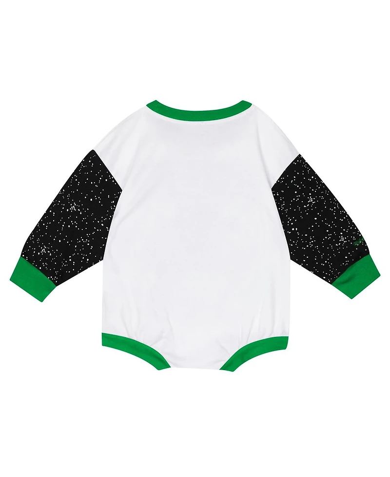 Mitchell & Ness Baby Boys and Girls White Milwaukee Bucks Hardwood Classics Posterboard Oversize Long Sleeve Bodysuit