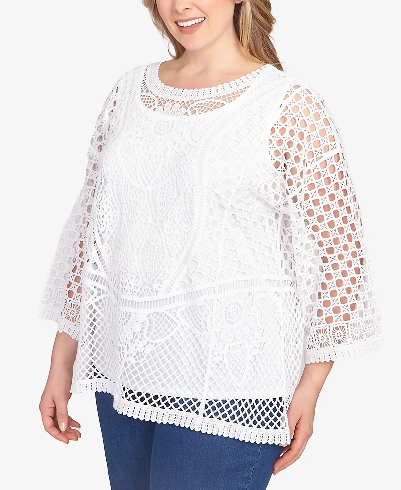 Ruby Rd. Plus Floral Blocked Crochet Crew Neck Top