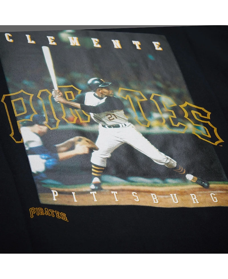 Mitchell & Ness Men's Roberto Clemente Black Pittsburgh Pirates Legends Collection Vintage Logo T-Shirt