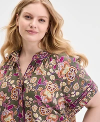 Democracy Trendy Plus Pleated Collar Piping-Trim Shirt